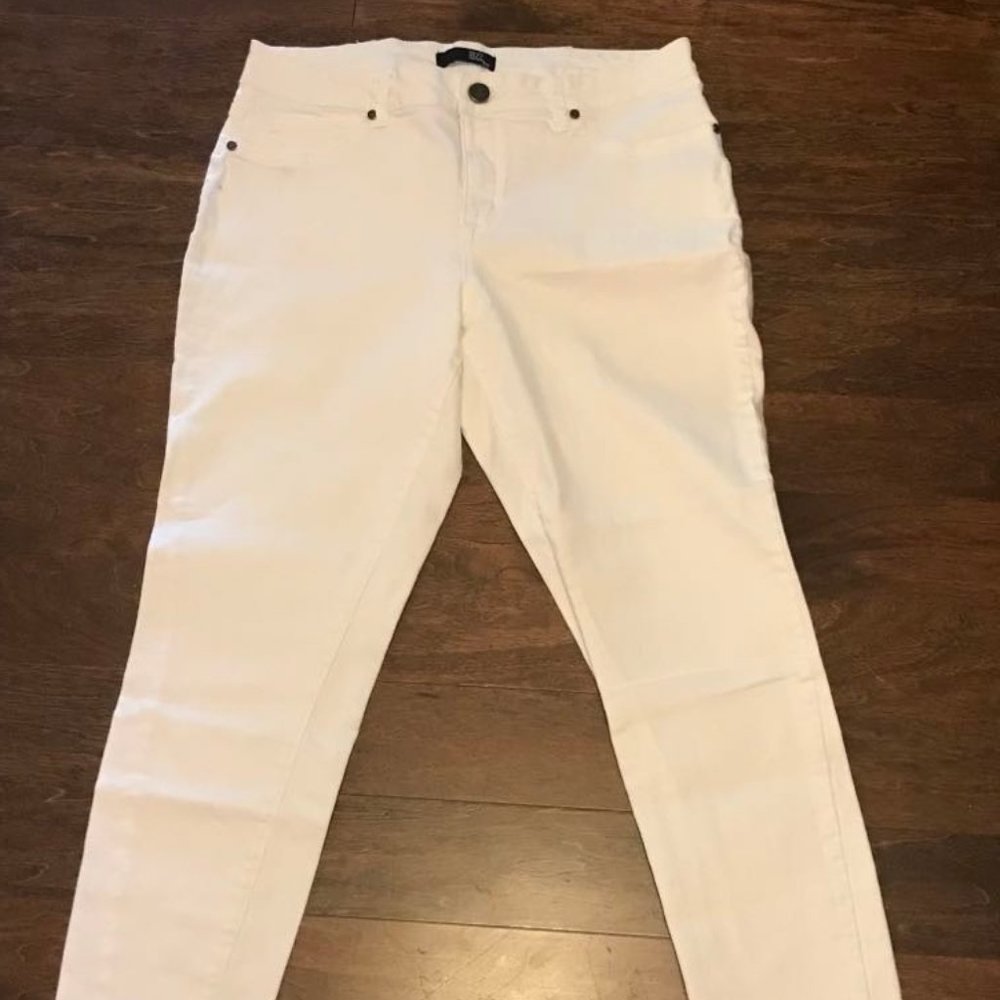 1822 Slim Fit White Stretch Denim Size 14